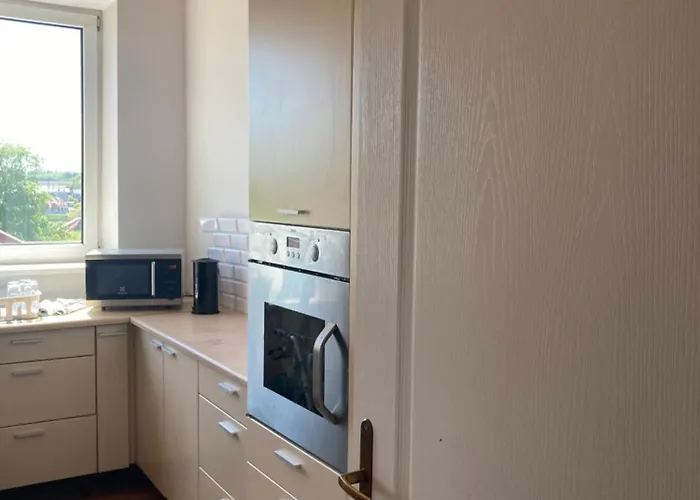 شقة Poddasze Pierwoszyno